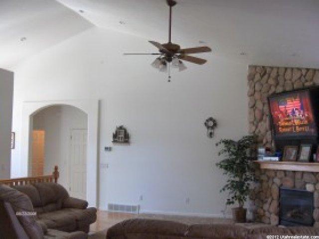 6915 Trappers Cir, Mountain Green, UT 84050 — photo 11