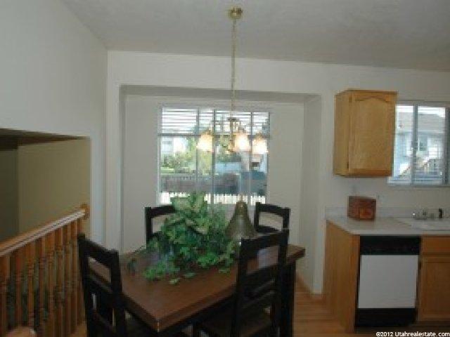 687 W 1900 N, Centerville, UT 84014 — photo 4