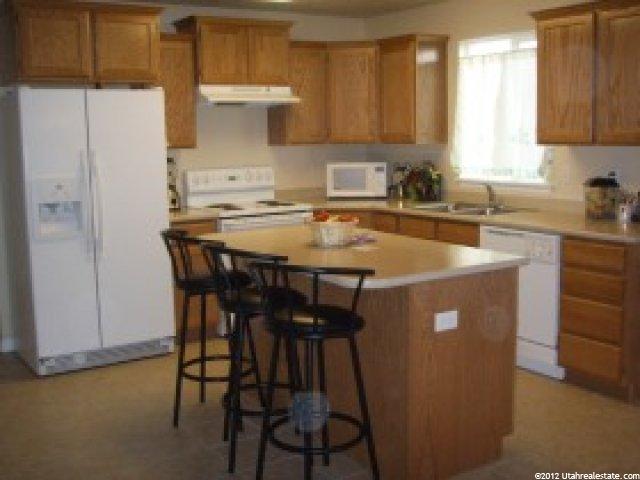 2441 N 2775 W, Clinton, UT 84015 — photo 2