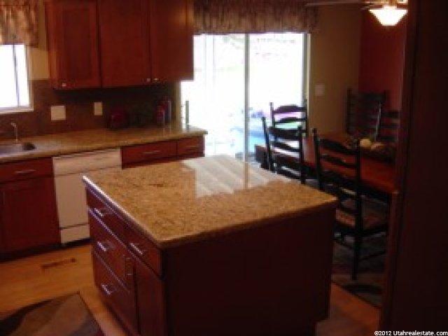 129 E 9200 S, Sandy, UT 84070 — photo 4