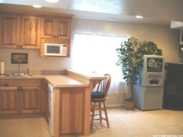 92 W 2250 N, Layton, UT 84041 — photo 5