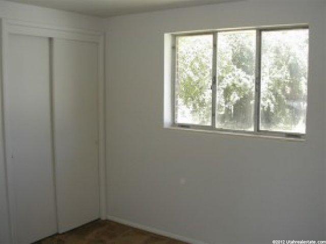 186 Sycamore Cir, Clearfield, UT 84015 — photo 4