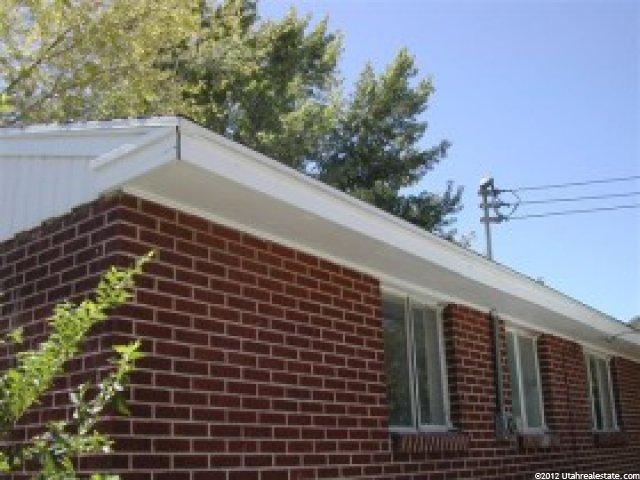 186 Sycamore Cir, Clearfield, UT 84015 — photo 9