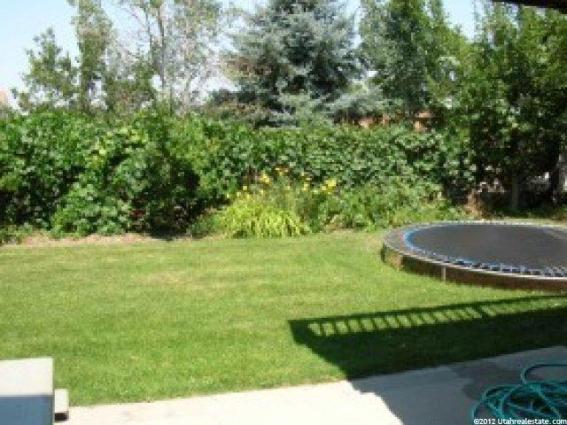 8346 Mesa Dr, Sandy, UT 84093 — photo 3
