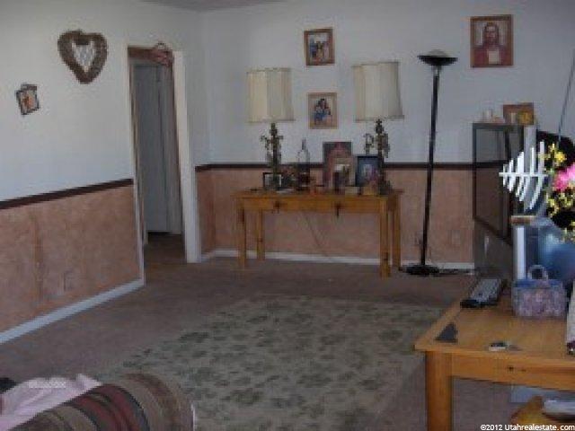 184 N Talbot Dr, Layton, UT 84041 — photo 2