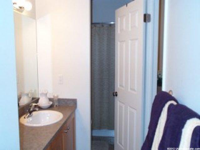 1063 E Fort Ln S, Ogden, UT 84404 — photo 2