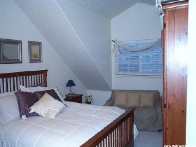 1063 E Fort Ln S, Ogden, UT 84404 — photo 5