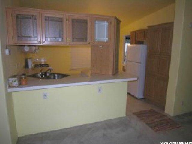 235 E Pan American Dr, Murray, UT 84107 — photo 3