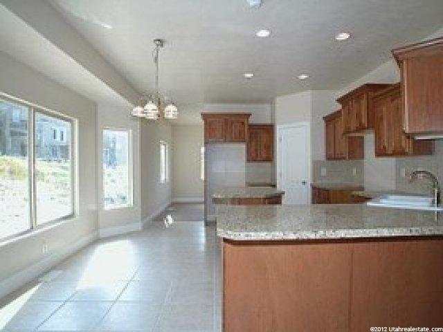 282 E Red Leaf Dr, Draper, UT 84020 — photo 4
