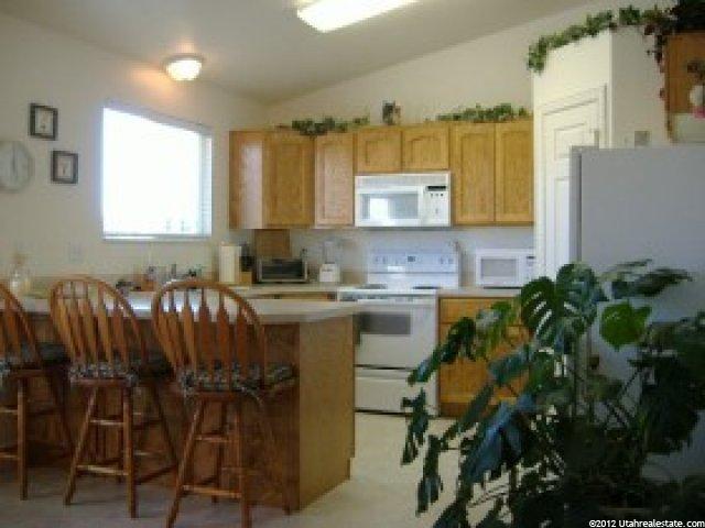 1944 N 1450 W, Clinton, UT 84015 — photo 5