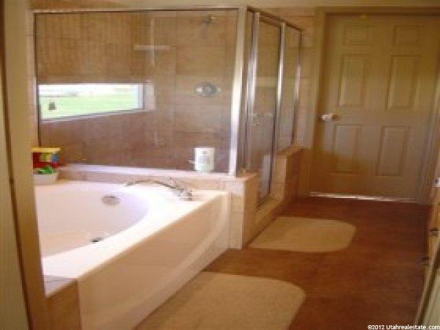1969 N 2895 W, Clinton, UT 84015 — photo 6