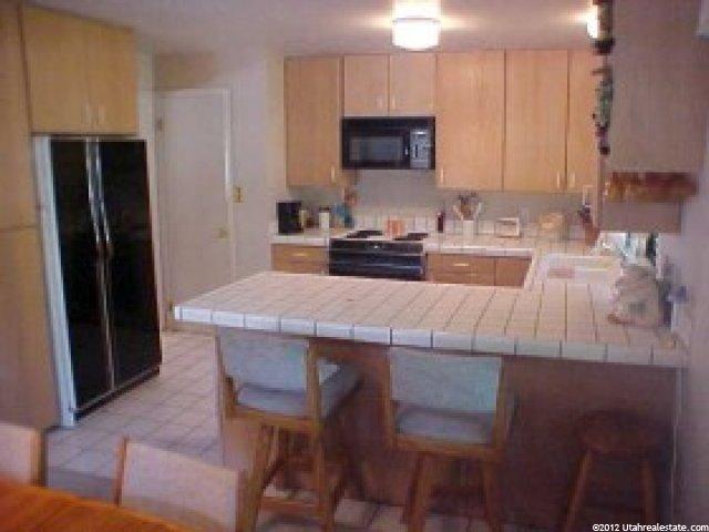 8741 Alta Canyon Dr, Sandy, UT 84093 — photo 6
