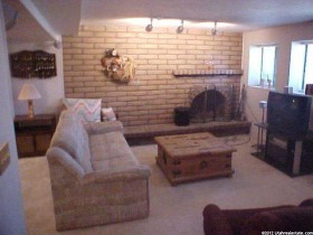 8741 Alta Canyon Dr, Sandy, UT 84093 — photo 10