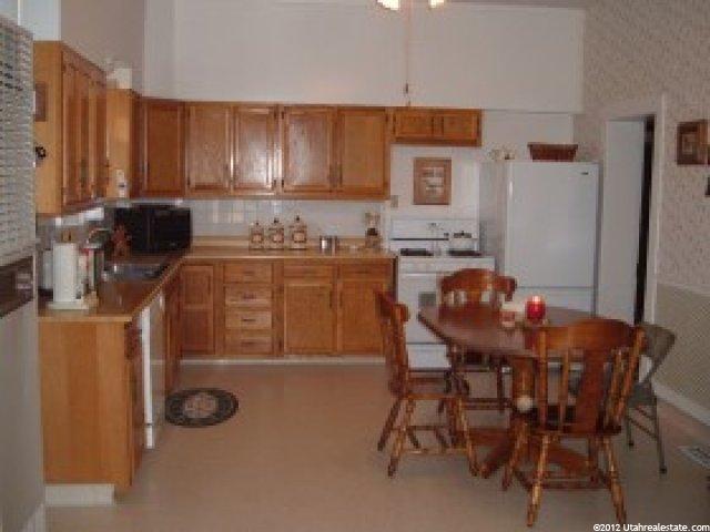833 N 800 W, West Bountiful, UT 84087 — photo 3
