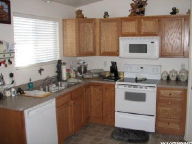 1532 N 2030 W, Clinton, UT 84015 — photo 3