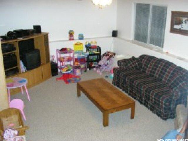 2484 N 2275 W, Clinton, UT 84015 — photo 11