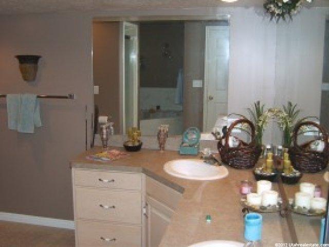 3826 W 5700 S, Roy, UT 84067 — photo 11