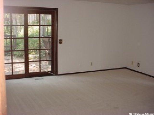 5710 Crestwood Dr, Ogden, UT 84405 — photo 3