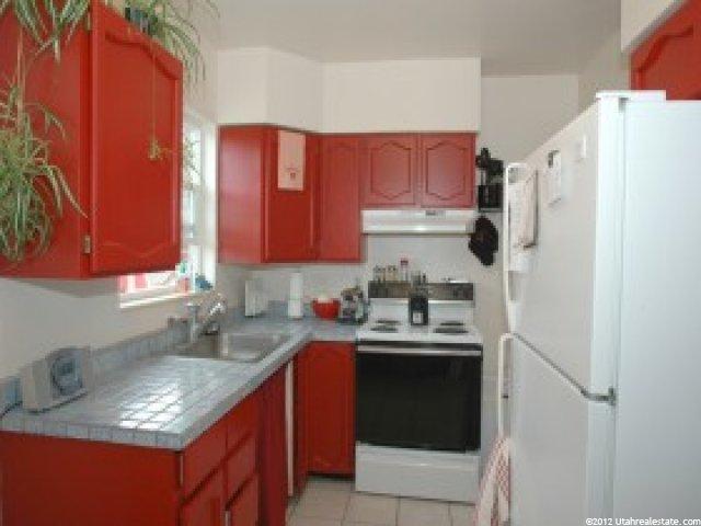 684 W 3500 S, Bountiful, UT 84010 — photo 2