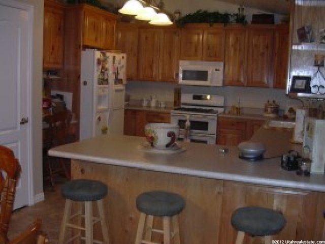 185 N 100 W, Wales, UT 84667 — photo 4
