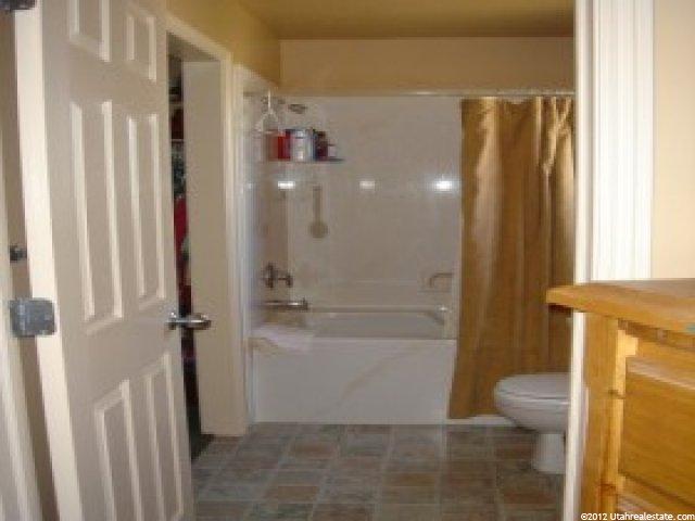2555 W 4050 S, Roy, UT 84067 — photo 6