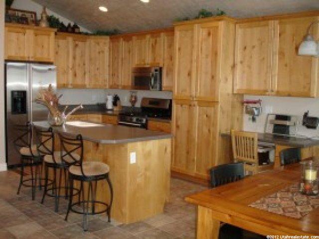 272 E Eagle Ridge Dr, North Salt Lake, UT 84054 — photo 2