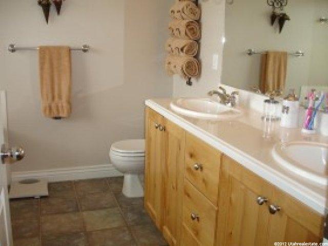 272 E Eagle Ridge Dr, North Salt Lake, UT 84054 — photo 7