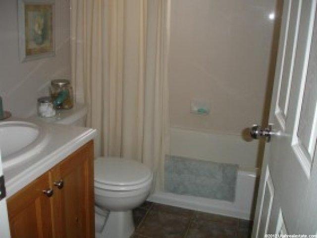 272 E Eagle Ridge Dr, North Salt Lake, UT 84054 — photo 9