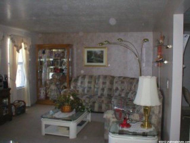 799 S 300 E, Layton, UT 84041 — photo 12