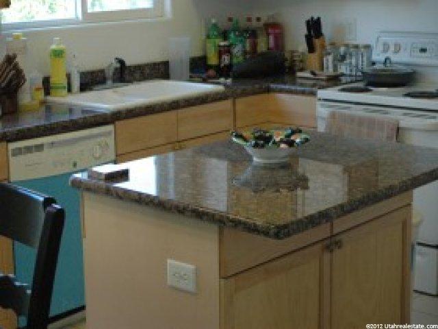 4296 Pinnacle Dr, Cedar Hills, UT 84062 — photo 3