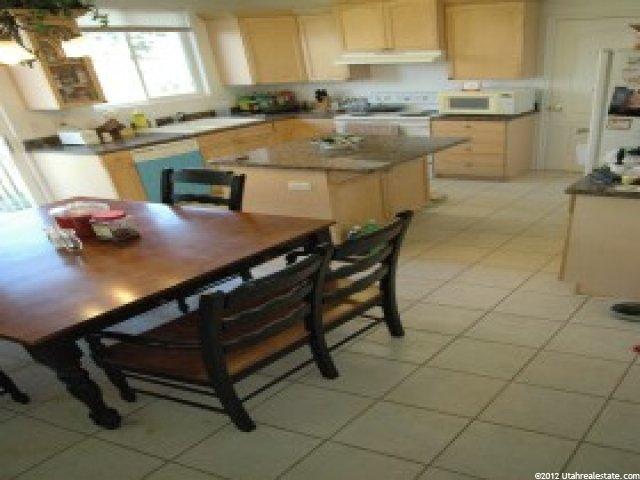 4296 Pinnacle Dr, Cedar Hills, UT 84062 — photo 4