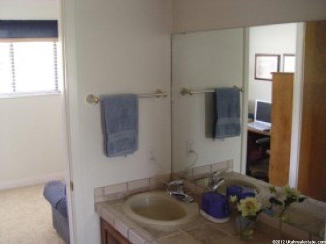 413 E 3325 N, North Ogden, UT 84414 — photo 8
