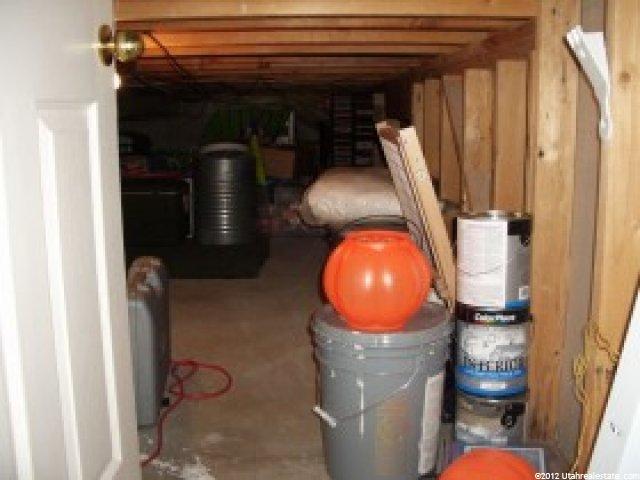 637 N 1360 W, Clinton, UT 84015 — photo 12
