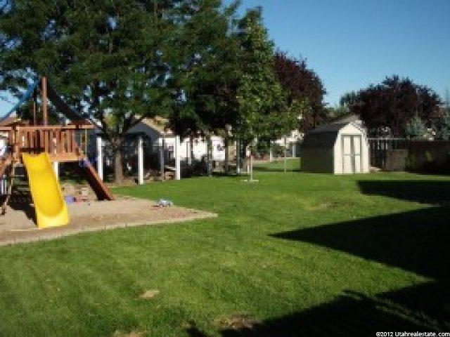 637 N 1360 W, Clinton, UT 84015 — photo 4