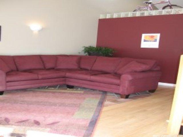 579 E Villager Ln S, Midvale, UT 84047 — photo 8
