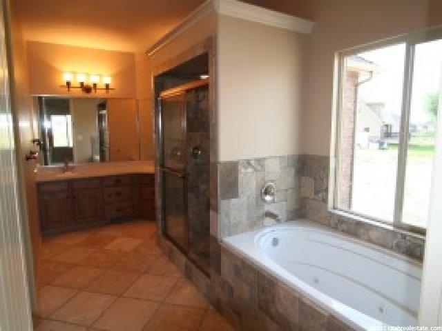 2062 S 550 W, Syracuse, UT 84075 — photo 5