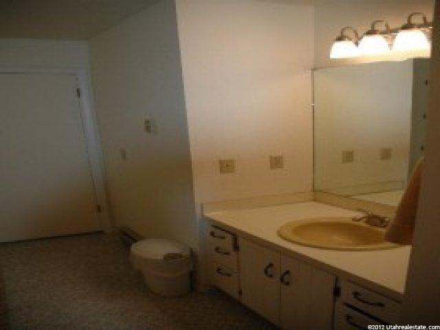 1022 N 250 W, Logan, UT 84341 — photo 4