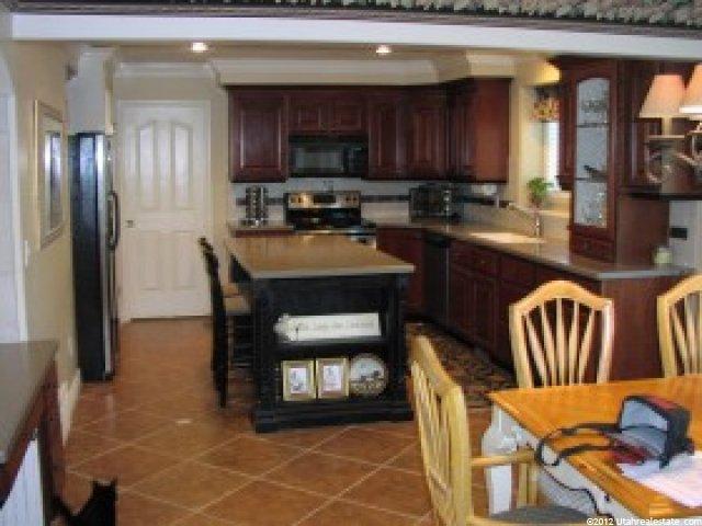 473 W 5650 S, Washington Terrace, UT 84405 — photo 4