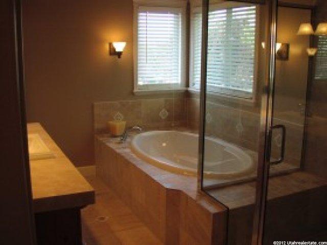 473 W 5650 S, Washington Terrace, UT 84405 — photo 7