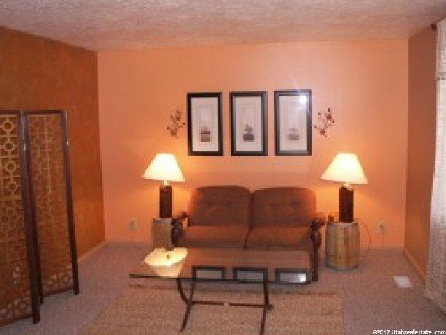 608 E 300 S, Hyrum, UT 84319 — photo 3