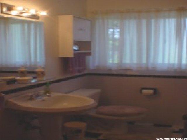 1135 Suncrest Dr, Ogden, UT 84404 — photo 5