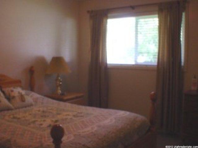 1135 Suncrest Dr, Ogden, UT 84404 — photo 10