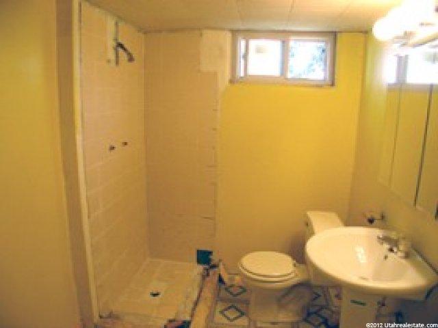 3853 S 2275 W, Roy, UT 84067 — photo 9