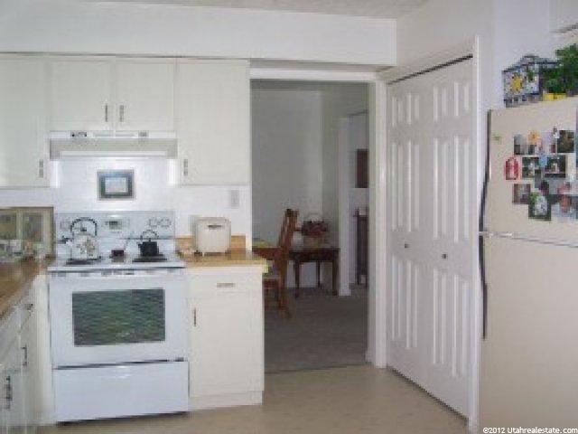 1391 Buttercup Dr, Sandy, UT 84092 — photo 3