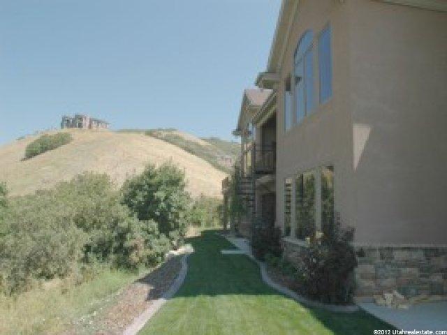 267 Summerwood Dr, Bountiful, UT 84010 — photo 12