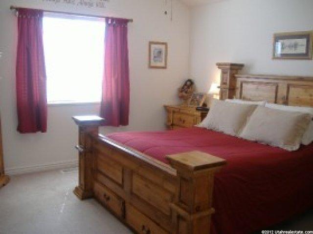 1885 S 500 E, Clearfield, UT 84015 — photo 7
