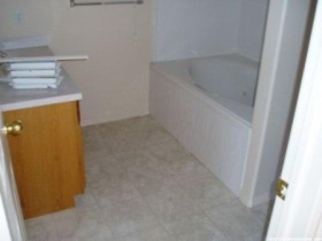 1618 N 775 W, Clinton, UT 84015 — photo 9