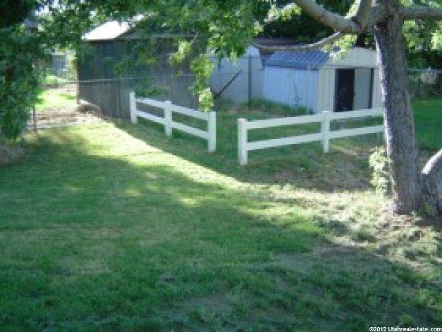 524 W 1060 N, Clinton, UT 84015 — photo 8