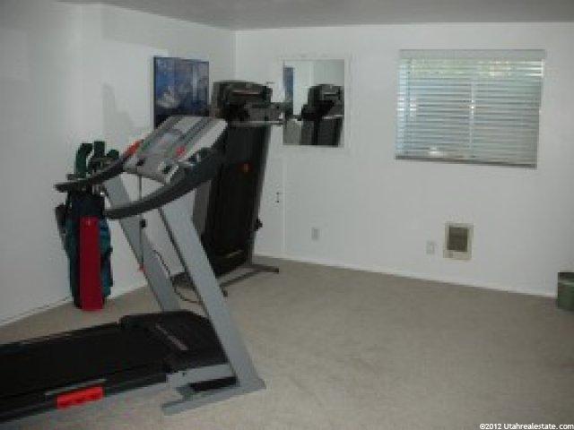 403 S 1400 E, Fruit Heights, UT 84037 — photo 9