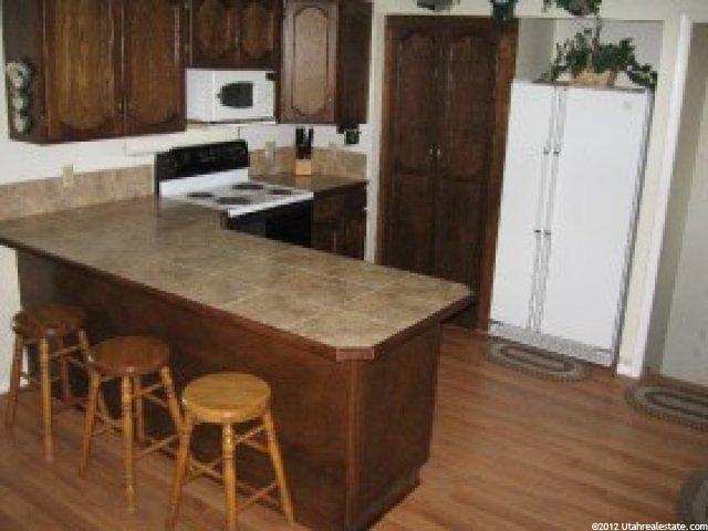 155 S 7000 E, Huntsville, UT 84317 — photo 5